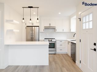 6525 Ross St, Vancouver, BC V5X4B2