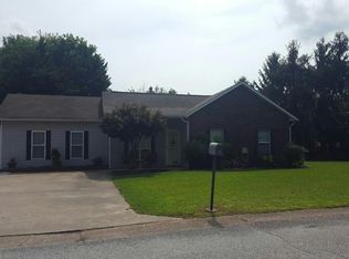 4 Rolling Meadows Dr, Harrison, AR 72601