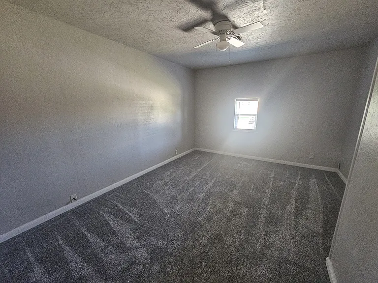 5314 NW Glenn Ave — Photo 12