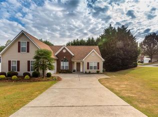 907 Keldron Ct, Lawrenceville, GA 30045