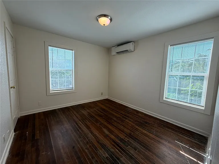 113 Blevins St — Photo 15