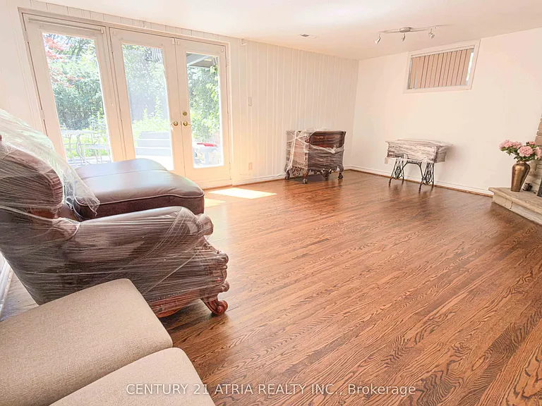 11 Danville Dr — Photo 25