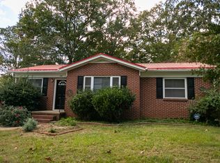 510 3rd Avenue Dr SE #1, Hickory, NC 28602