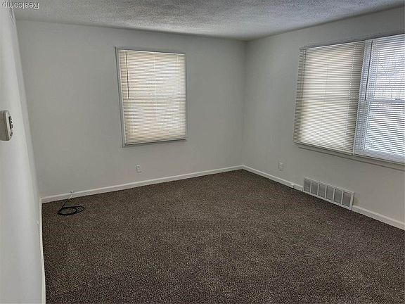 4th image of 4008 Durand Ct