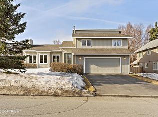 3621 Spinnaker Dr, Anchorage, AK 99516