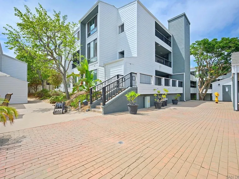 707 S Sierra Ave S #12 — Photo 20