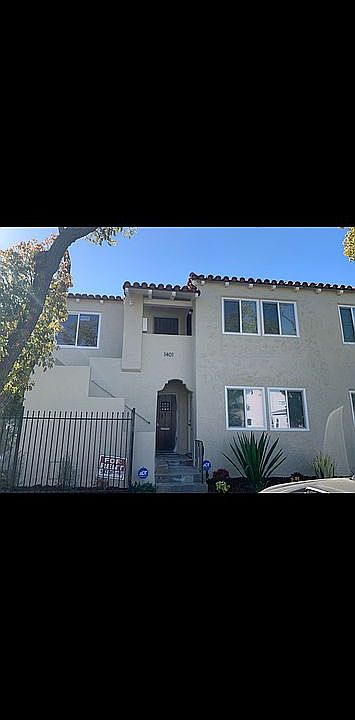 2nd image of 1401 Gaviota Ave