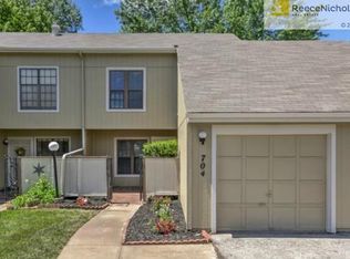 704 E 121st Ter, Kansas City, MO 64146