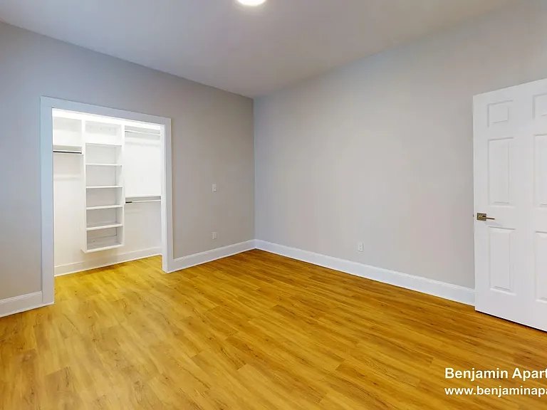 833 Beacon St #206 — Photo 2