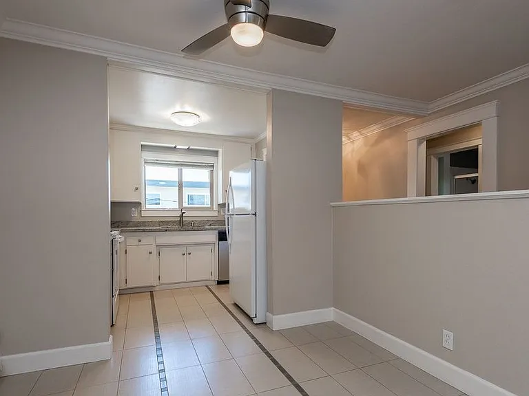 Manzanita Apartments — Photo 3