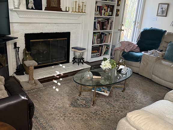 4th image of 4514 Hershey Ct