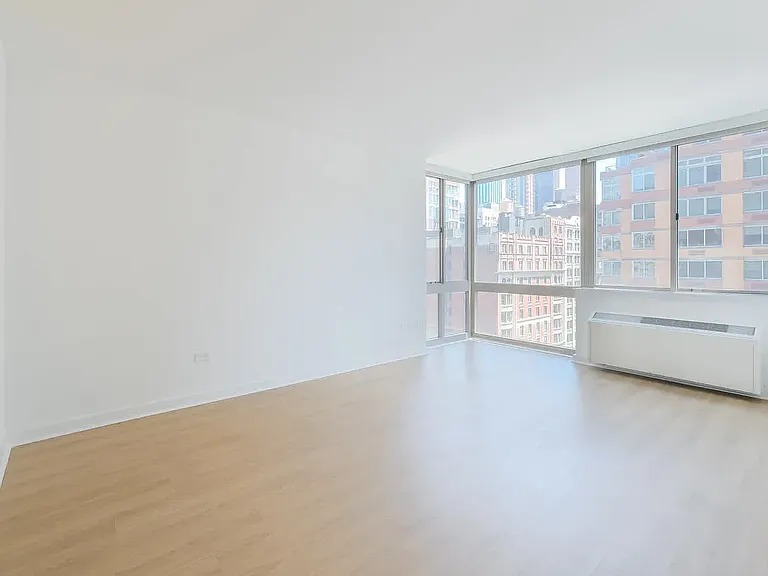 777 Avenue Of The Americas #27A — Photo 21