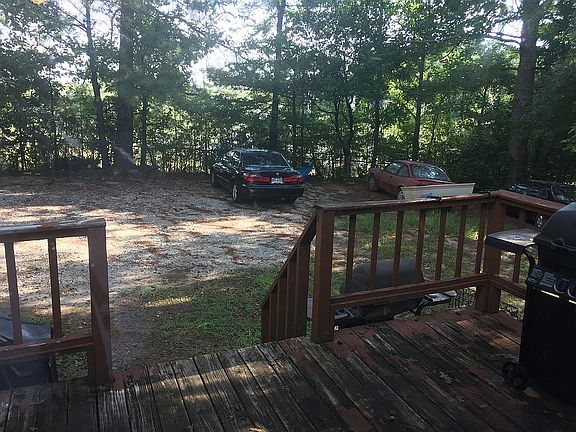 Recently renewed deck