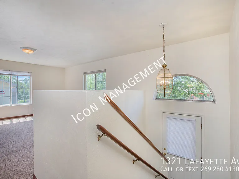 1321 Lafayette Ave — Photo 2