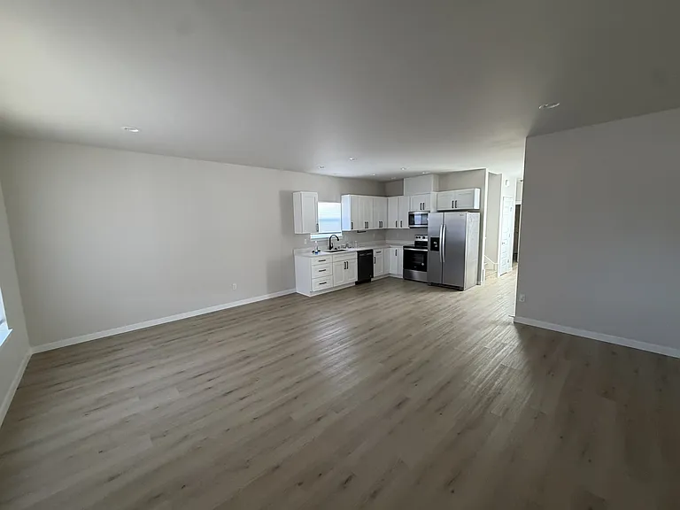 345 Golden Gate Ave — Photo 6
