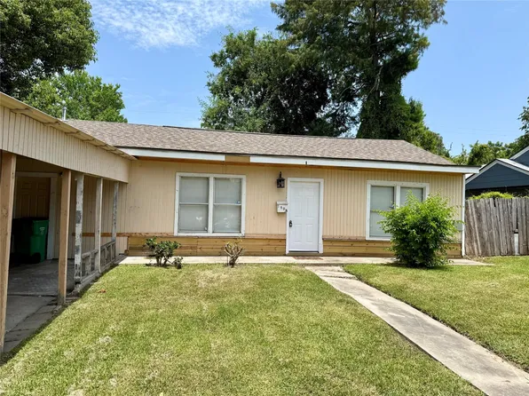 1908 Oregon St, Baytown, TX 77520