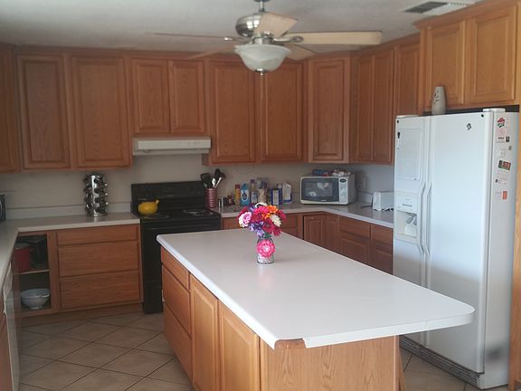 3rd image of 1013 E Glade Ave #22