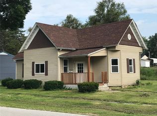 319 S Davis St, Monroe City, MO 63456