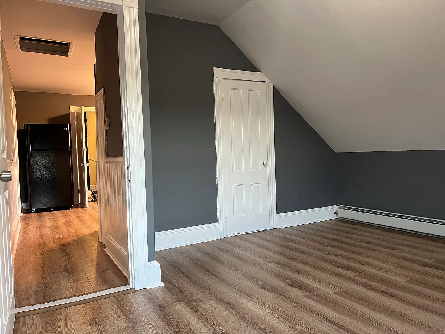 2 bed, 955 sqft, $1,800 — Photo 2