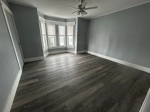 3rd image of 239-243 Wilson St #239-1