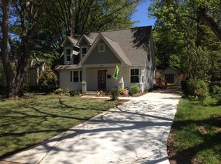 2433 Kingsbury Dr, Charlotte, NC 28205