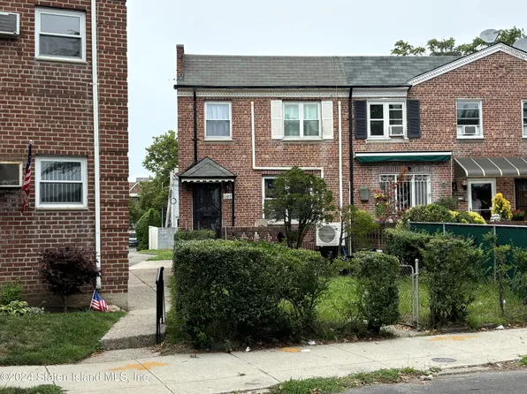 1105 Shore Pkwy, Brooklyn, NY 11228
