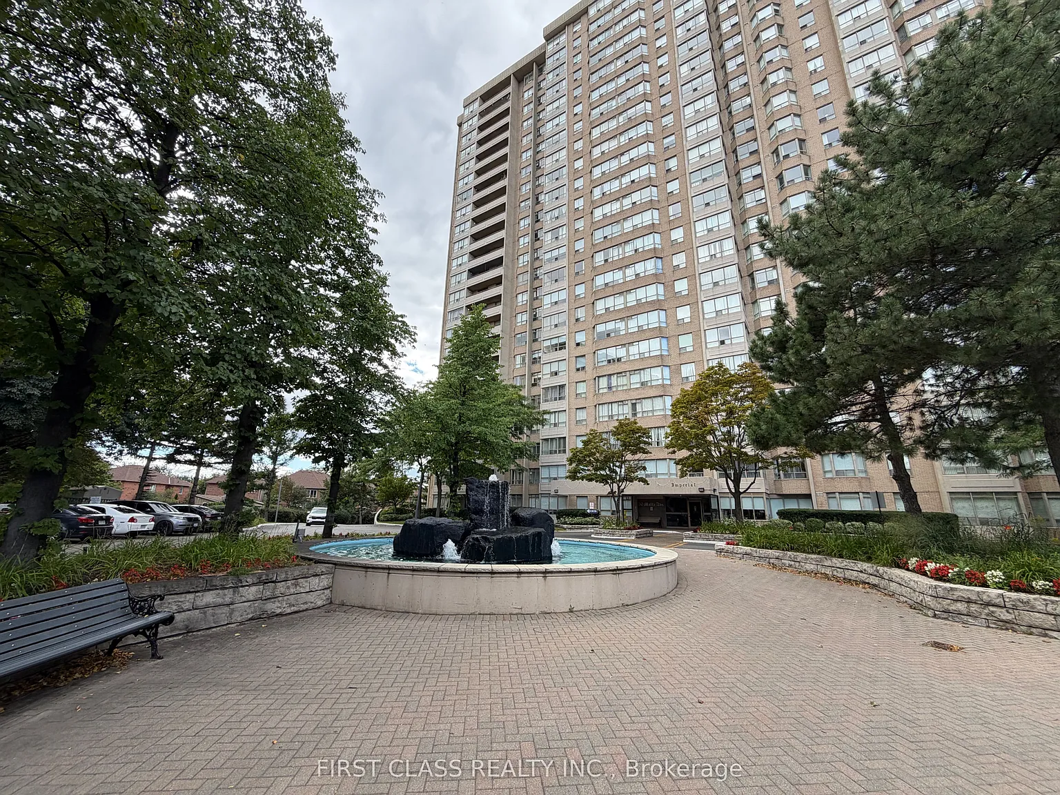 4 bed, $3,000 — Photo 4