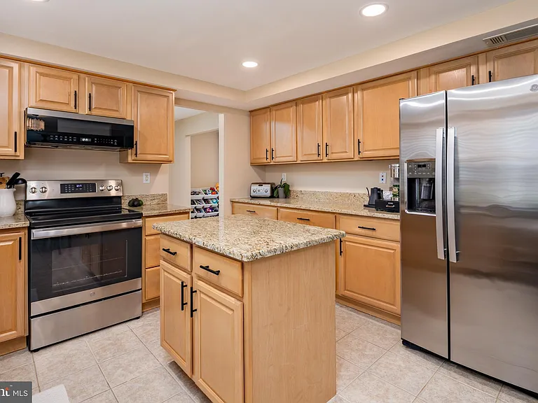 15005 Narrows Ln — Photo 12