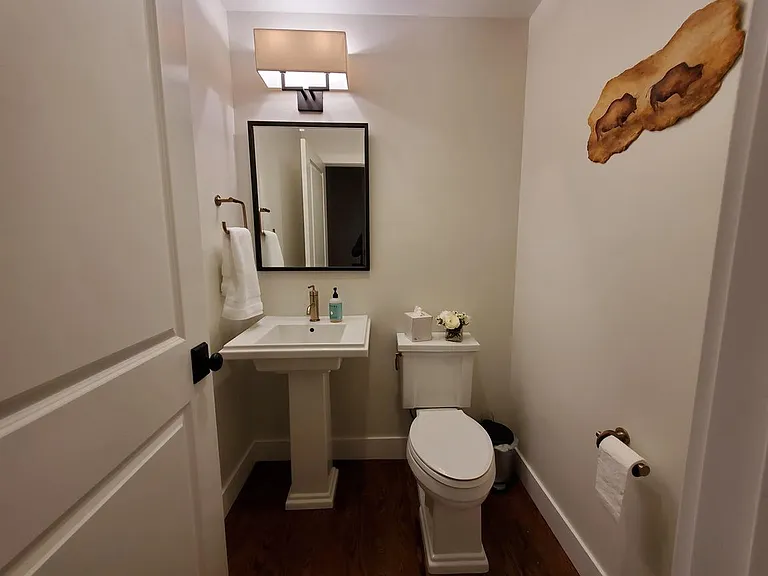 5 W Mendenhall St #312 — Photo 16