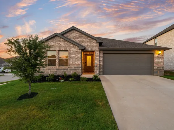2536 Peoria Dr, Fort Worth, TX 76179