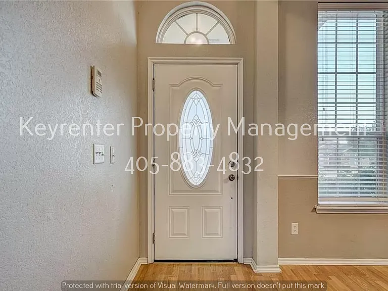 2404 NW 161st St — Photo 4