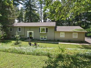 291 Pinetree Dr, Granville, OH 43023