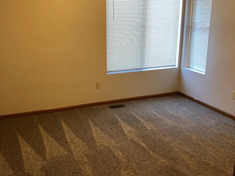 2329 Coyote Creek Dr — Photo 19