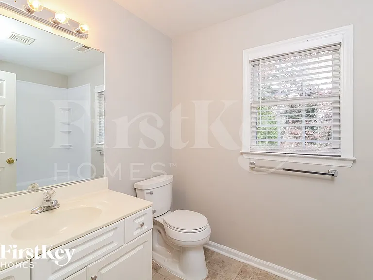 317 Natalie Dr — Photo 14