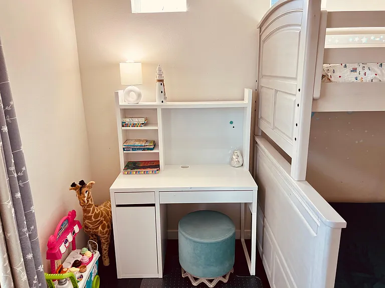 389 Zemp Way NE — Photo 32