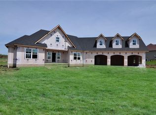 4545 Glenview Ct, Seville, OH 44273