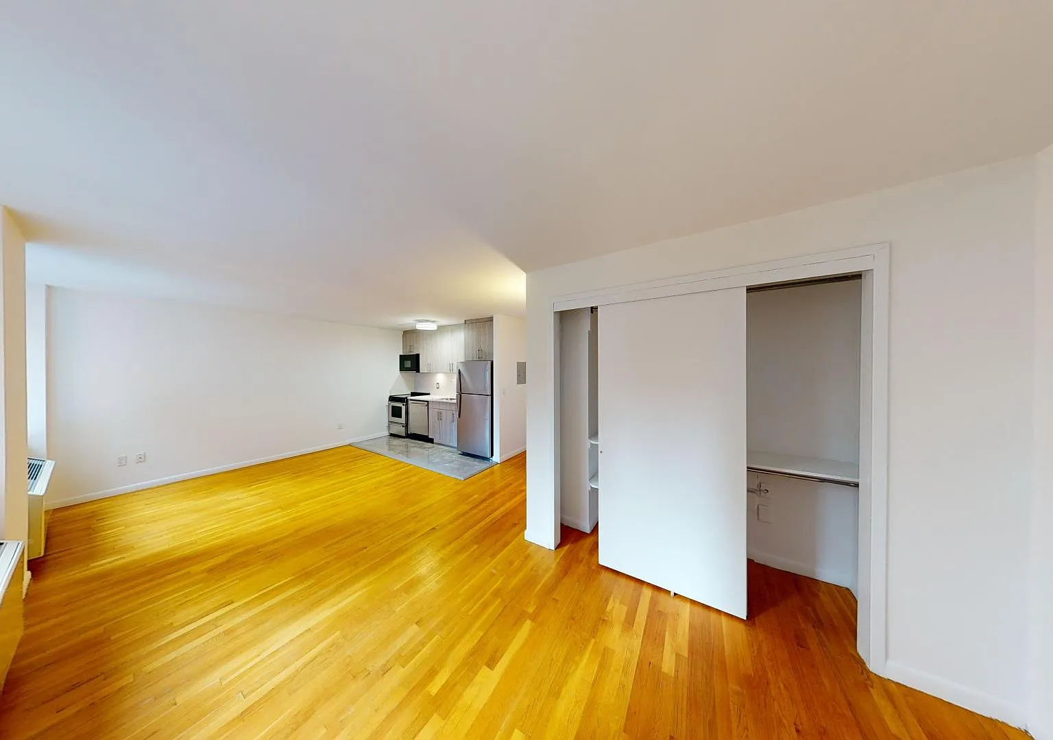 121 Reade Street — Photo 4