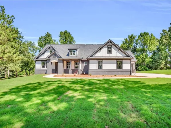 1222 Mulberry Chas, Commerce, GA 30530
