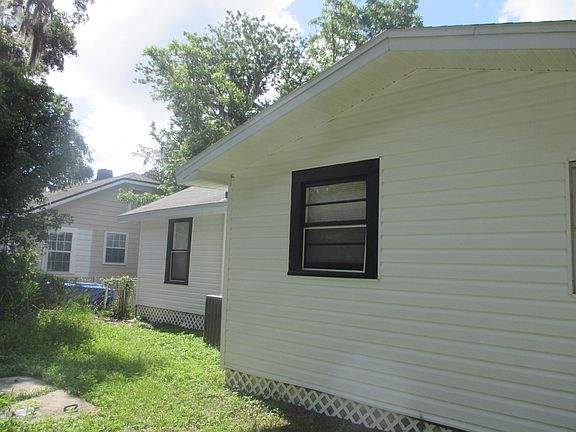 3rd image of 604 North St