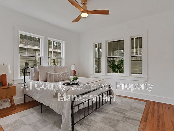 4th image of 4725 French St