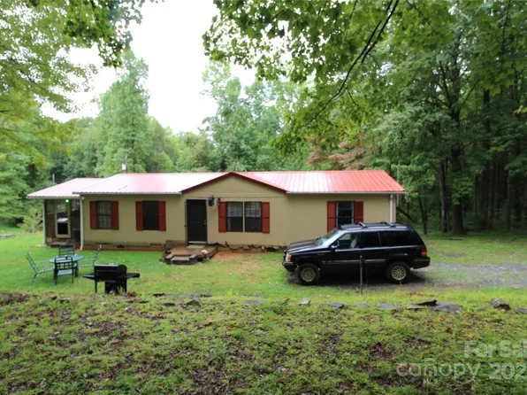 81 Paradise Run Ln, Newland, NC 28611