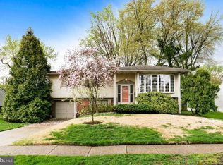 40 Cornell Dr, Delran, NJ 08075