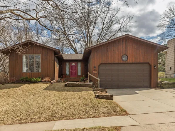 2510 58th St NW, Rochester, MN 55901