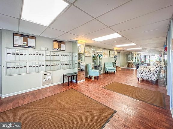 5th image of 6311 Delaire Landing Rd #311-00