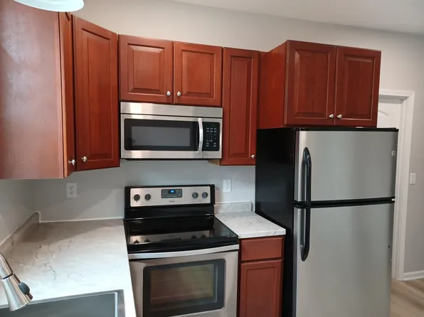 349 W Military Ave, Fremont, NE