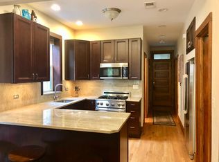2211 W Giddings St #3, Chicago, IL 60625