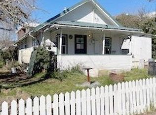 163 N Collier St, Coquille, OR 97423