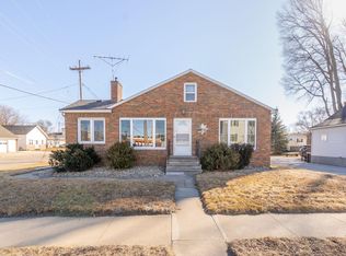 1520 5th St, Gilbertville, IA