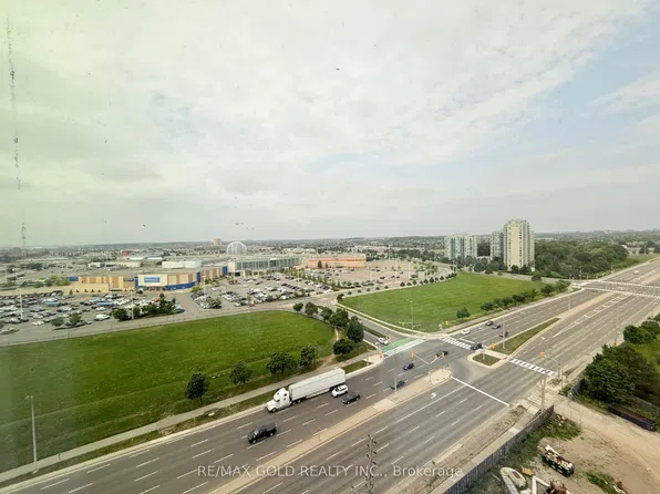 2495 Eglinton Ave W, Mississauga, ON