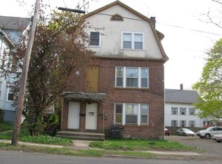 249 Britannia St APT 3, Meriden, CT 06450